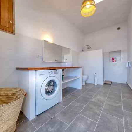 Casa Amaris - Award-winning Canarian House By Lanzarote