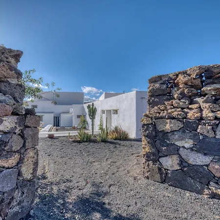 Casa Amaris - Award-winning Canarian House By Lanzarote 海瑞亚