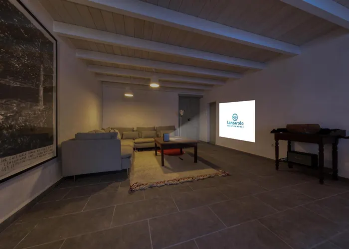 Casa Amaris - Award-winning Canarian House By Lanzarote *