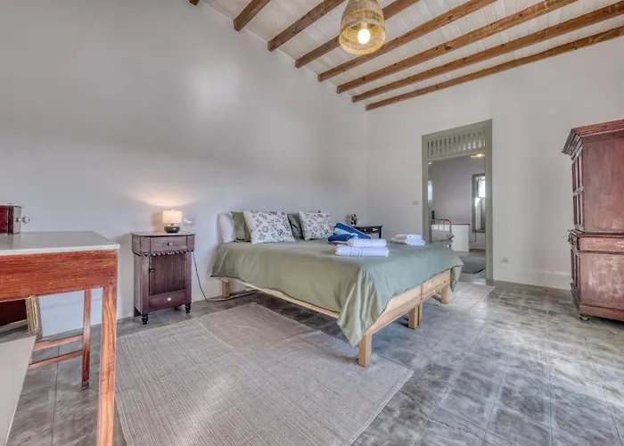 Casa Amaris - Award-winning Canarian House By Lanzarote Дом отдыха Ариа