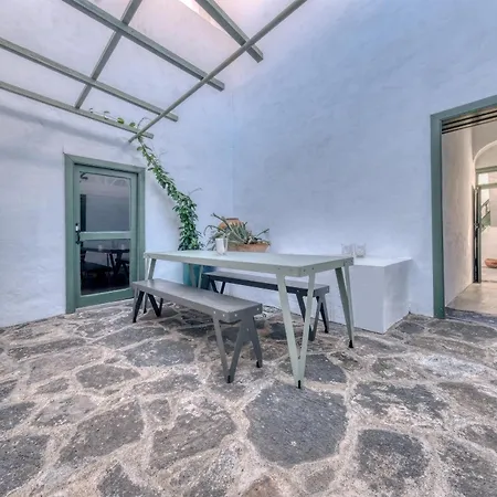 Casa Amaris - Award-winning Canarian House By Lanzarote * Haria