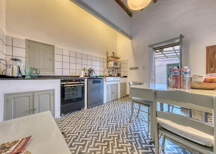 Casa Amaris - Award-winning Canarian House By Lanzarote Haria